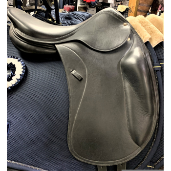 Equipe Elegance Mono Dressage Saddle 17