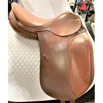 Jaguar Close Contact XKC Dressage Saddle 17 1/2